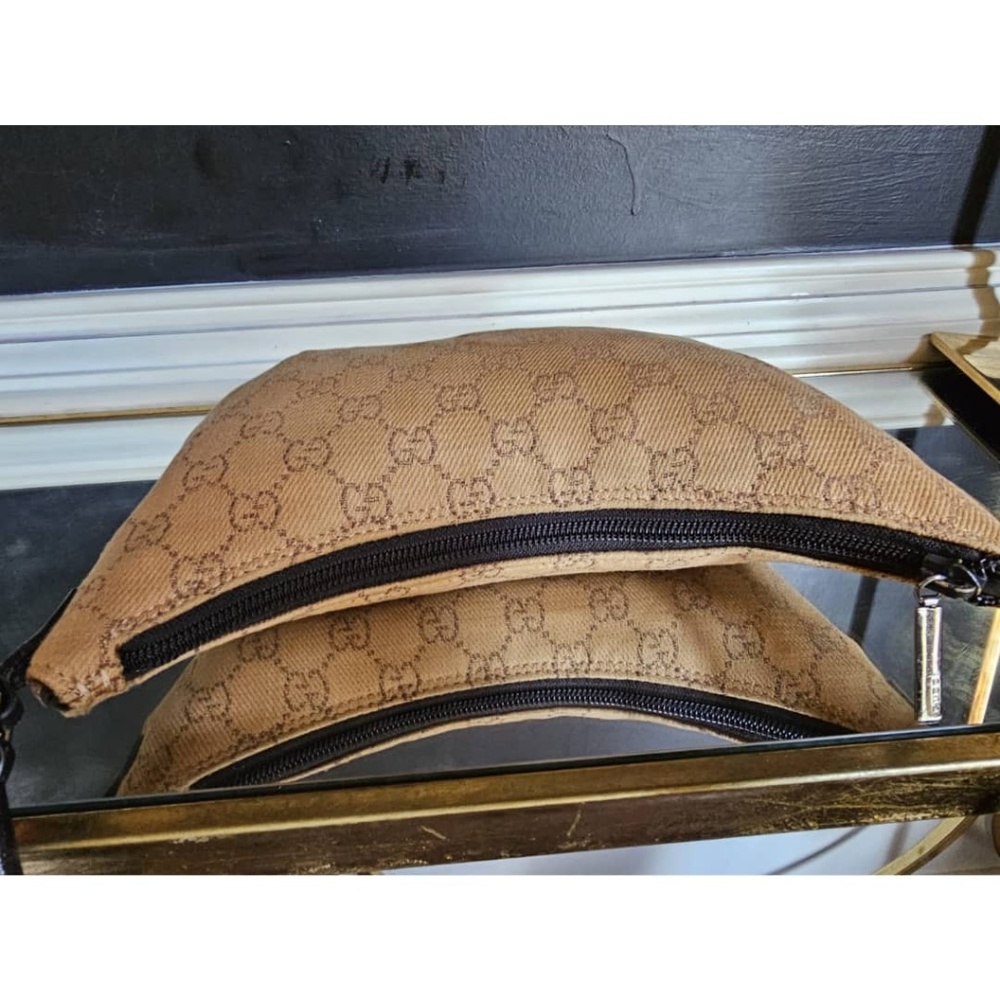 Authentic Gucci GG Canvas and Leather Zip Hobo Bag Beige/Brown - Picture 7 of 11